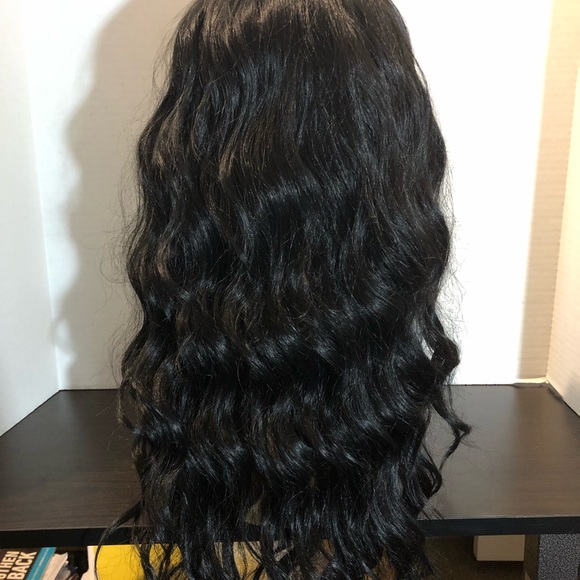 Wig - Picture 5 of 5